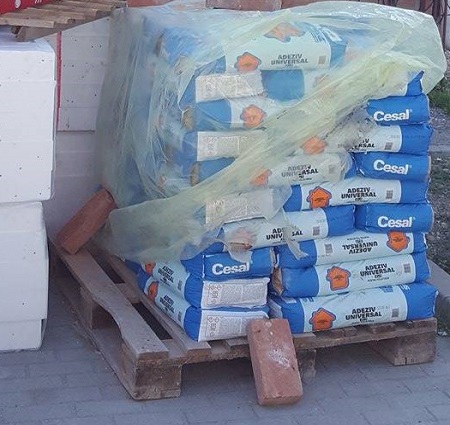 A Csongr�d Megyei Eg�szs�g�gyi Ell�t� K�zpont - H�dmez�v�s�rhely fel�j�t�s�nak k�pei.